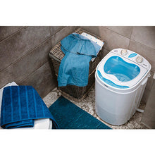 Afbeelding in Gallery-weergave laden, Mesko MS 8053 mini wasmachine ideaal voor kleine appartementen of op de camping 3kg blauw/ wit